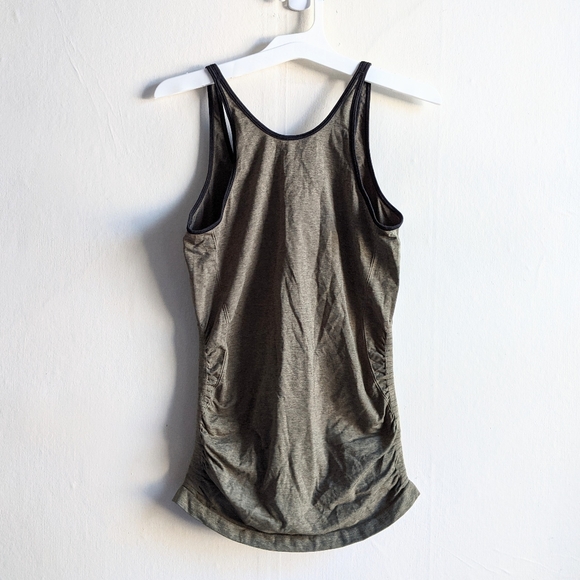 lululemon athletica Tops - Like new Lululemon In The Flow Ruched tank top size 6